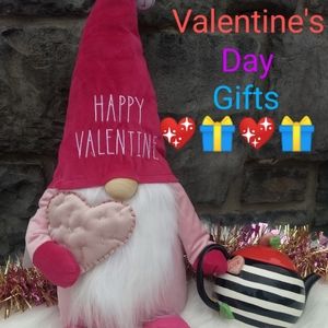 L👀K💕Valentine's Day Gifts Here!💕